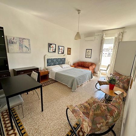 בארי Appartamento Via Trevisani מראה חיצוני תמונה